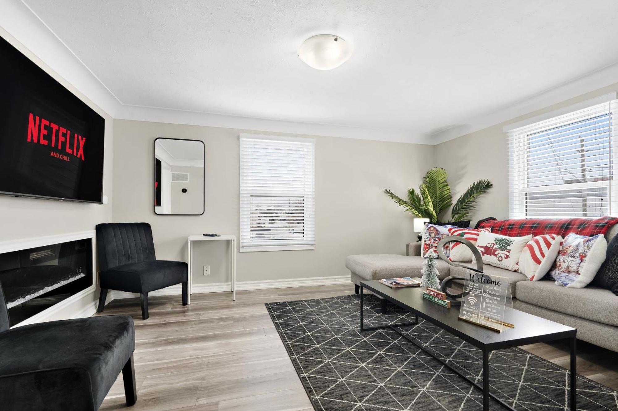 Maison On Mcgrail 2nd Floor Apartment *