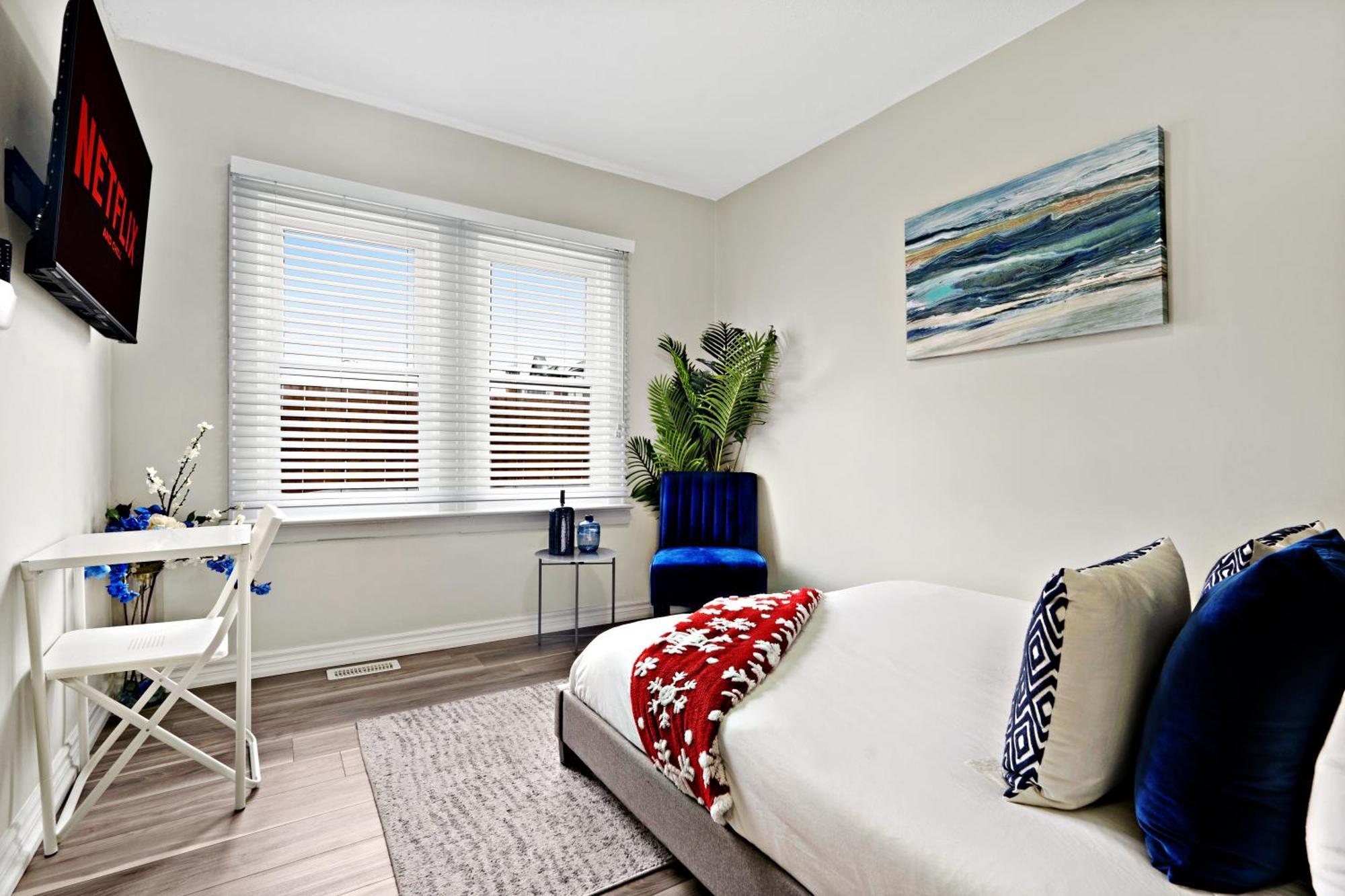 Maison On Mcgrail 2nd Floor Apartment